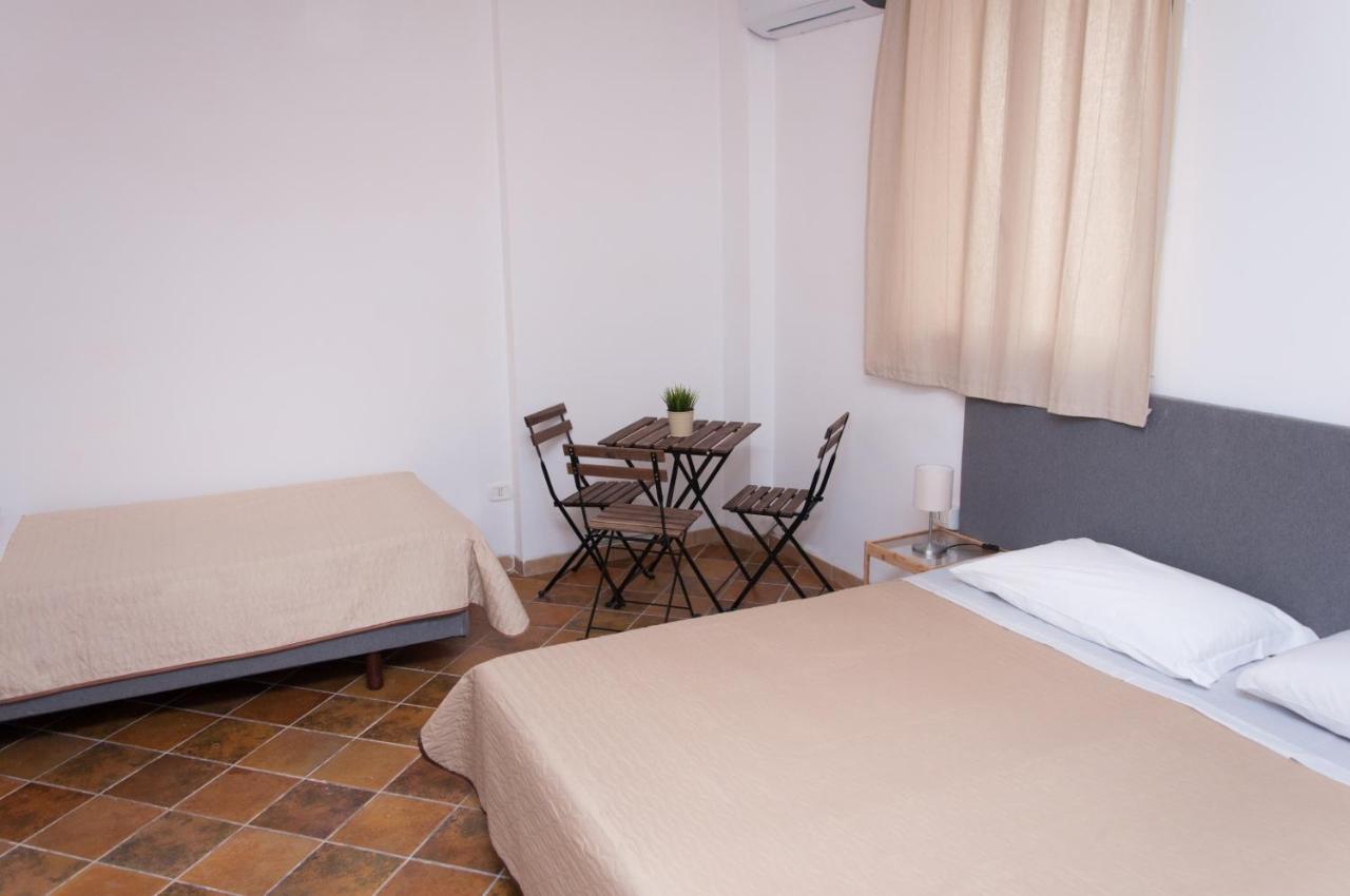 Guest House Del Lido Porto Empedocle Ngoại thất bức ảnh